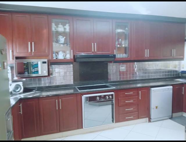 3 BEDROOM HOUSE FOR SALE IN RESERVOIR HILLS